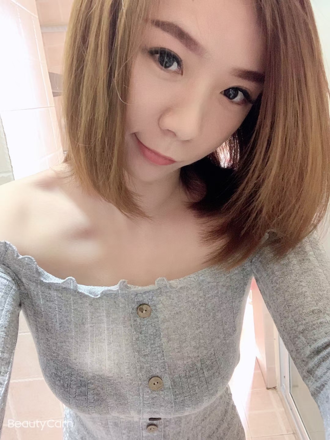 很有韵味的长腿小姐姐大雯雯